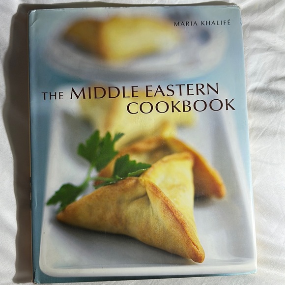 The Middle Eastern Cookbook Hardcover in English - Picture 1 of 11